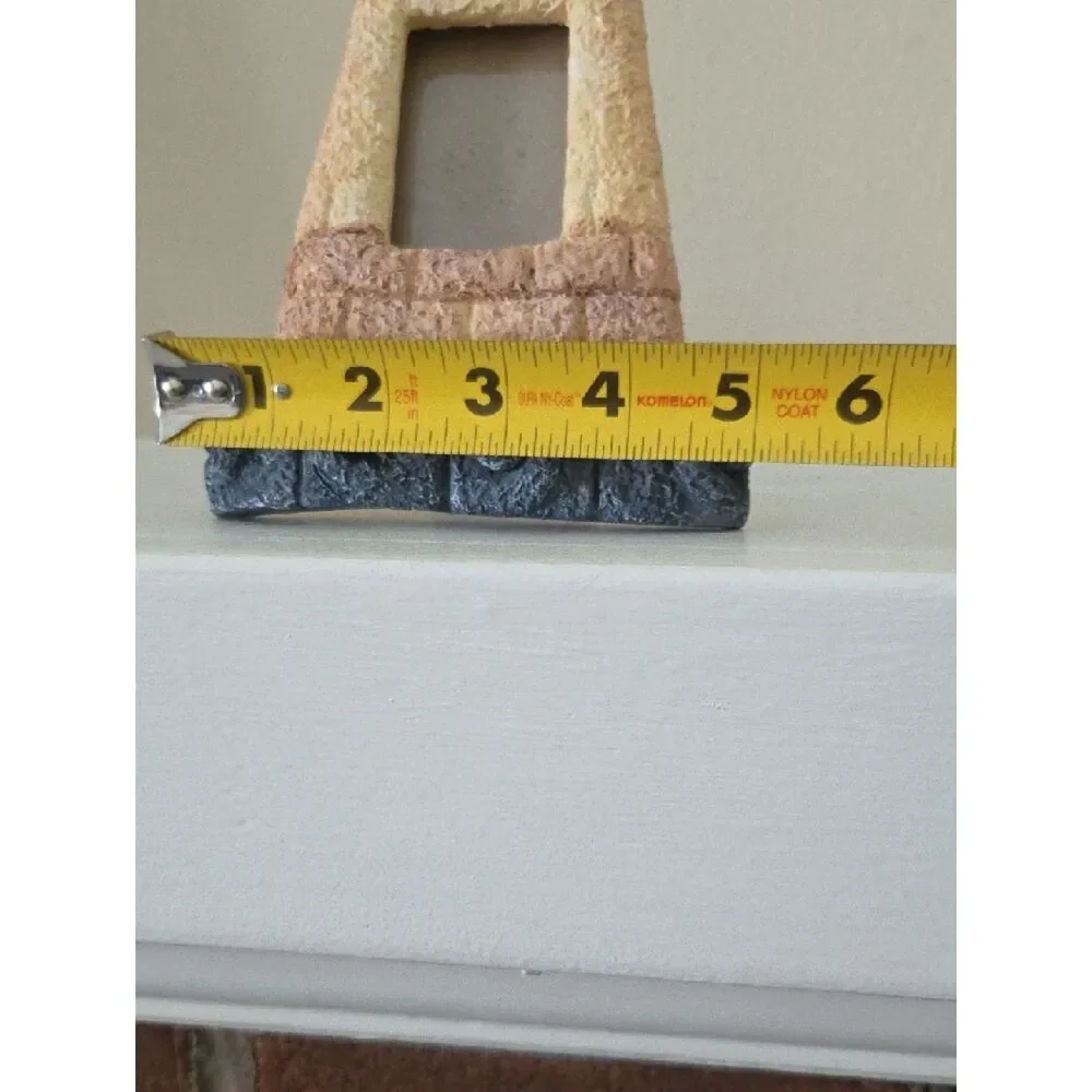 Decorative Yellow and Gray Lighthouse Photo Frame